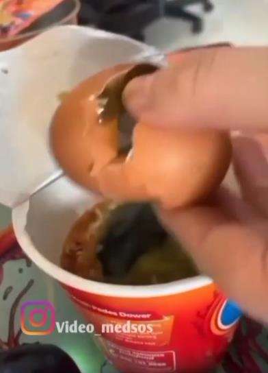 Mau masak mie instan estetik, endingnya malah bikin mual.