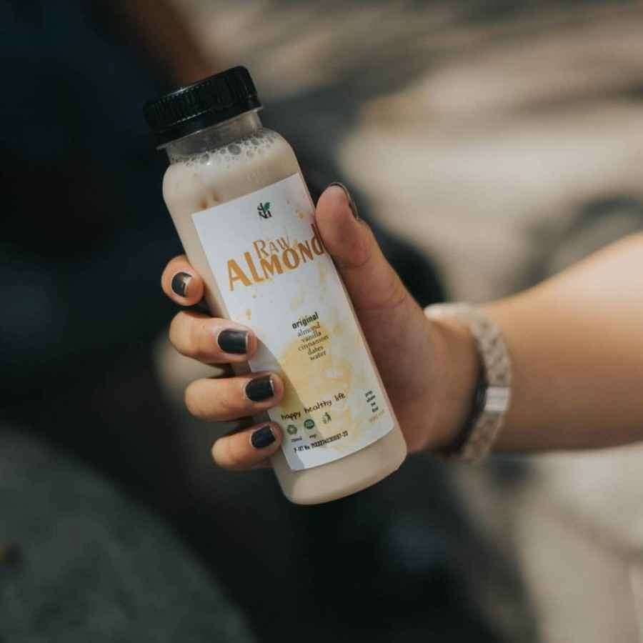 Manis dan Sedap/Sina Indonesia
