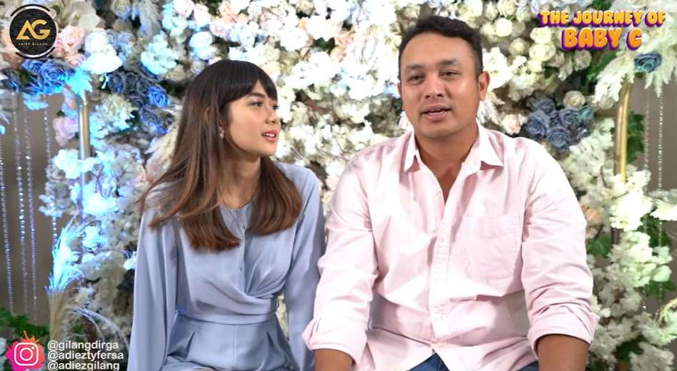 Gilang Dirga dan istrinya