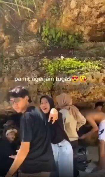 Bohongi orangtua aut kena karma, kunci motor hilang.