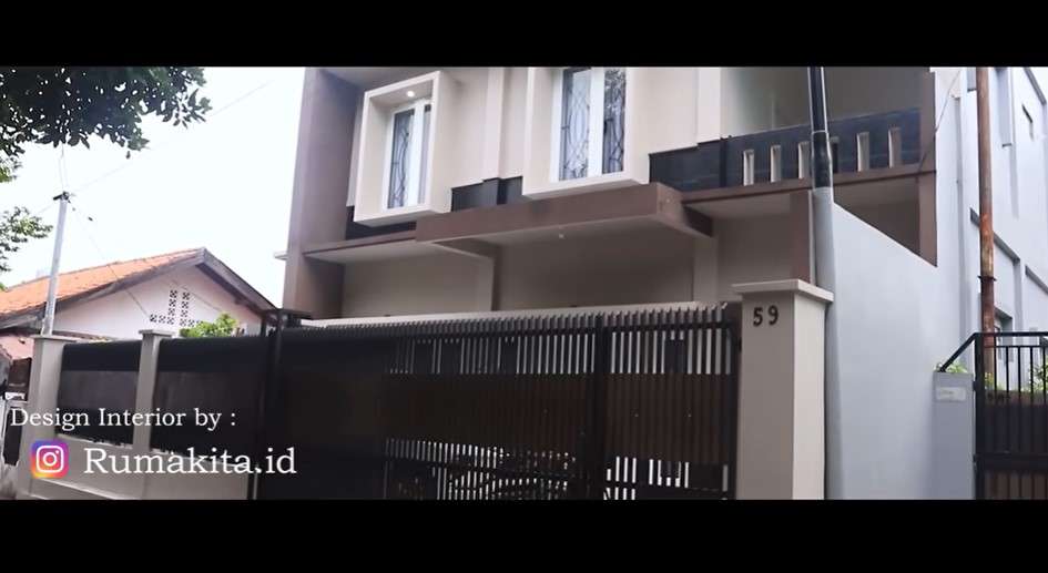 Penampakan Luar rumah Kiky Saputri Penampakan Luar rumah Kiky Saputri