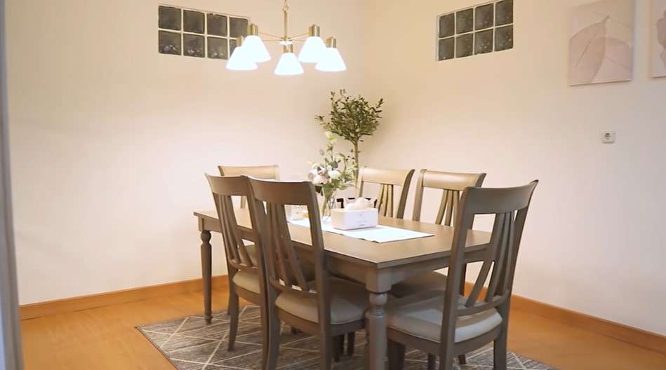 Dapur rumah Kiky Saputri Dapur rumah Kiky Saputri