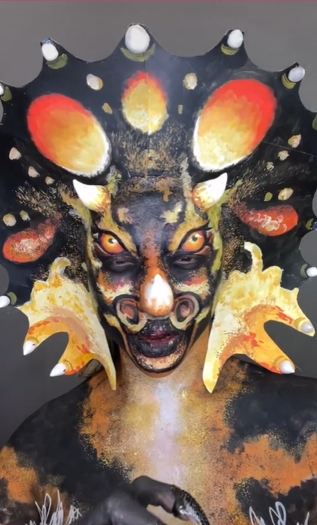 TikTokers Buat 8 Makeup Karakter