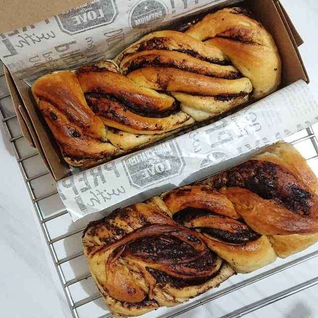 Manis dan Sedap/Dapurnya Uwi Manis dan Sedap/Dapurnya Uwi