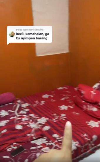 Room tour rumah petak muat banyak barang tapi masih nyaman.