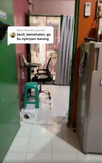 Room tour rumah petak muat banyak barang tapi masih nyaman.