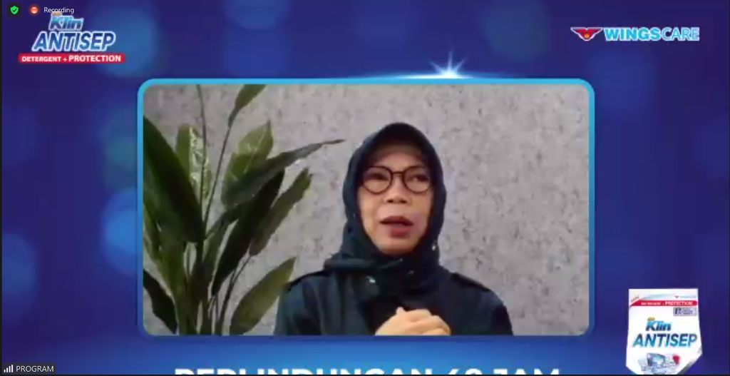 Ferdike Yunuri Nadya/ Dream