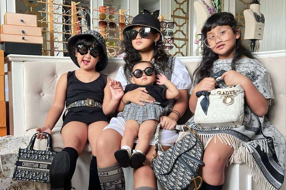 Putri Reza Gladys