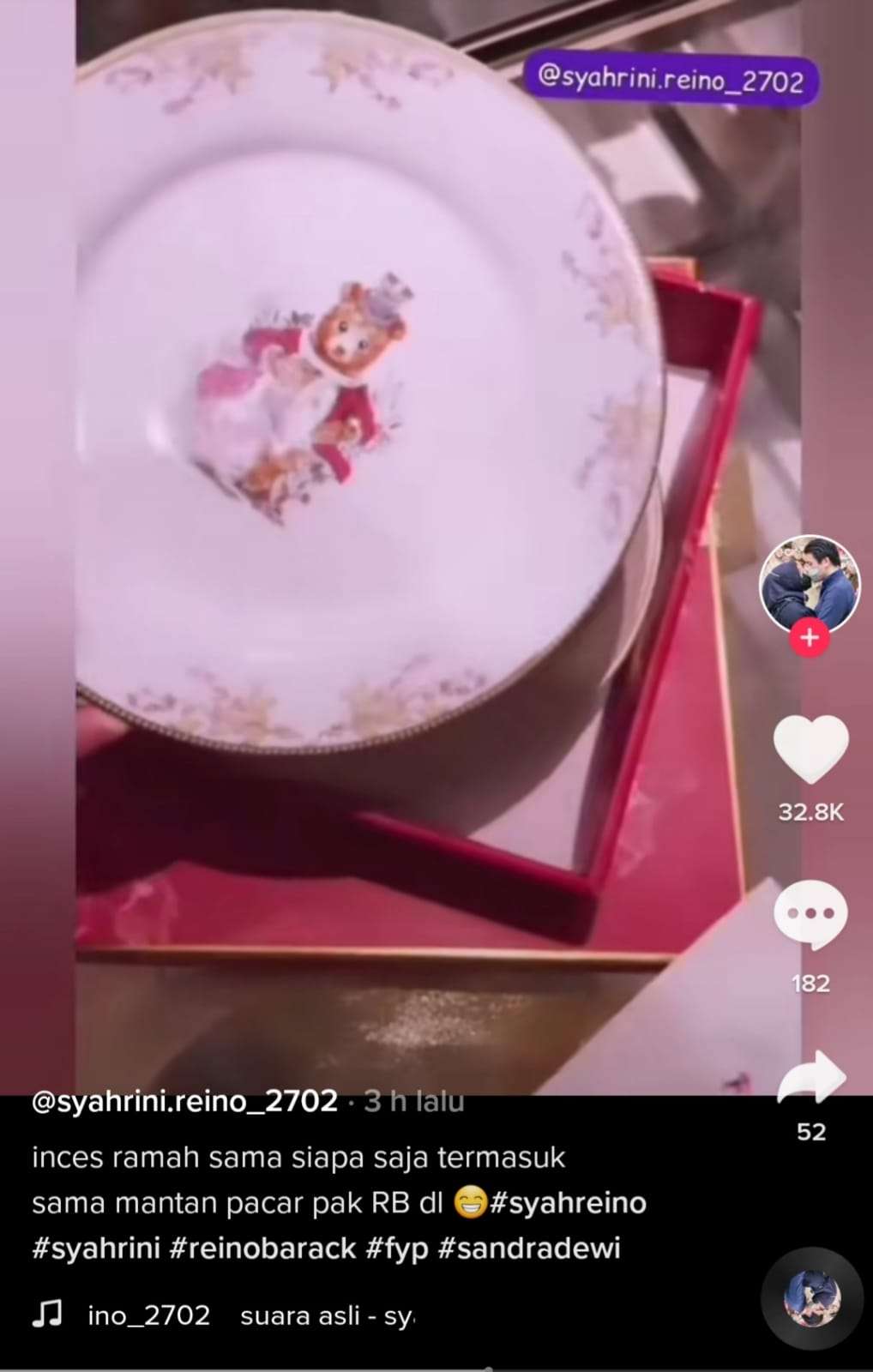 Buka kado Syahrini