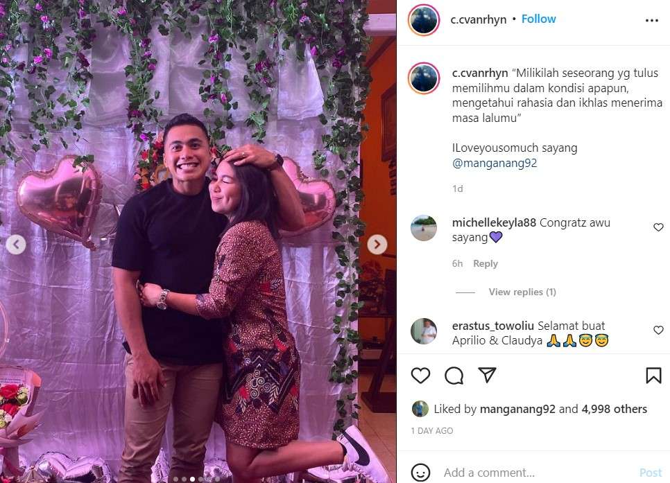 Unggahan Claudya tunangan Aprilio Unggahan Claudya tunangan Aprilio