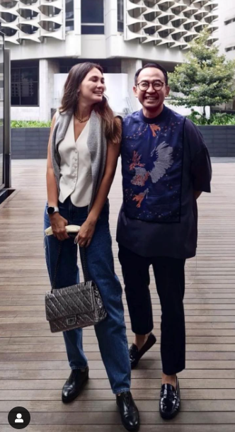 Instagram @fashion.lunamaya