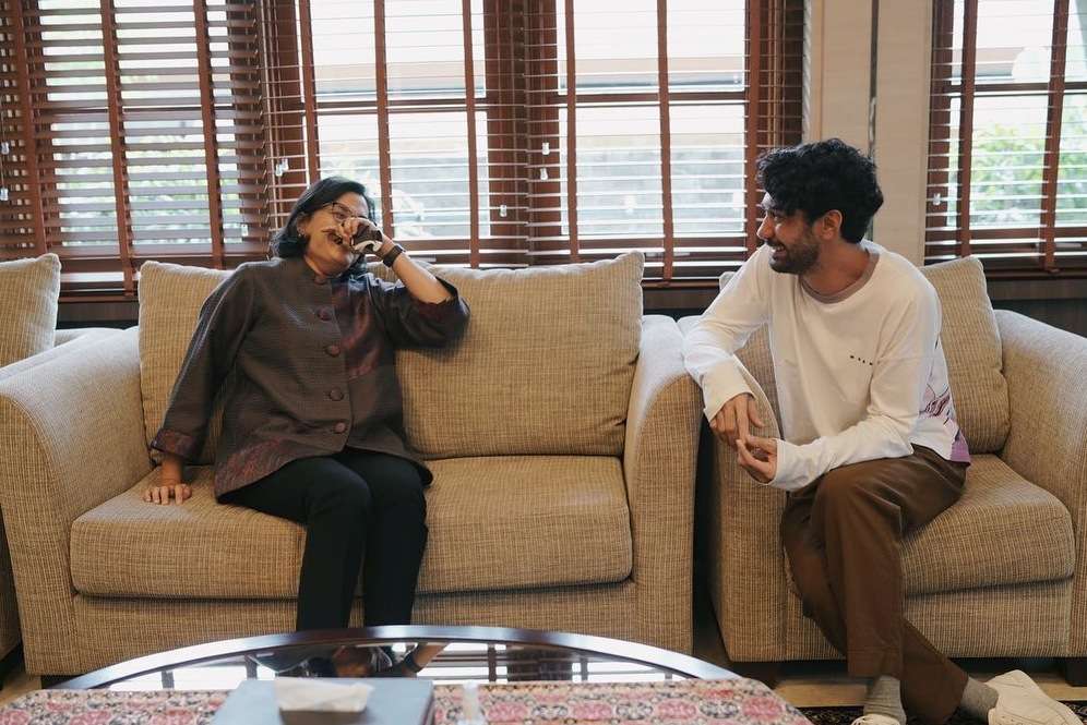 Sri Mulyani Indrawati dan Reza Rahardian