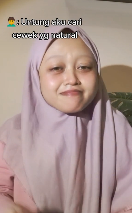 TikTokers Sindir Reaksi Pria Ketika Lihat Riasan Wanita TikTokers Sindir Reaksi Pria Ketika Lihat Riasan Wanita