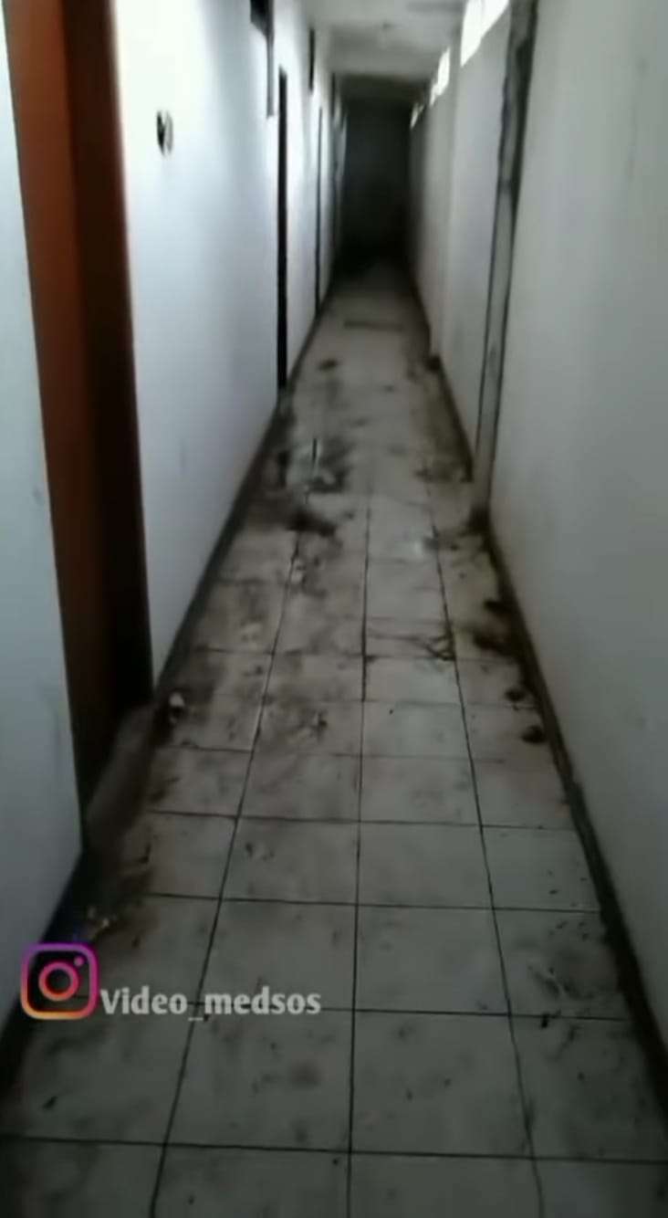 Kurir Antar Paket ke Tempat Horor