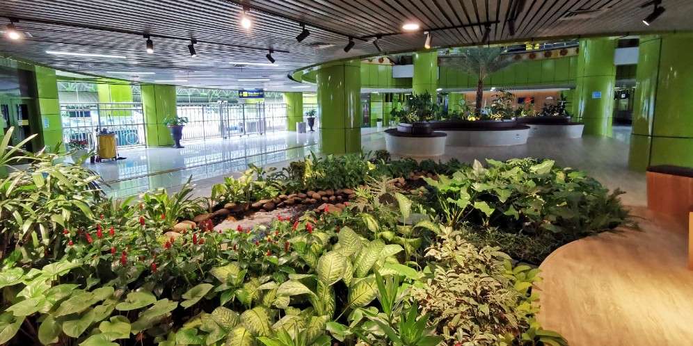 Taman Indoor Stasiun Gambir