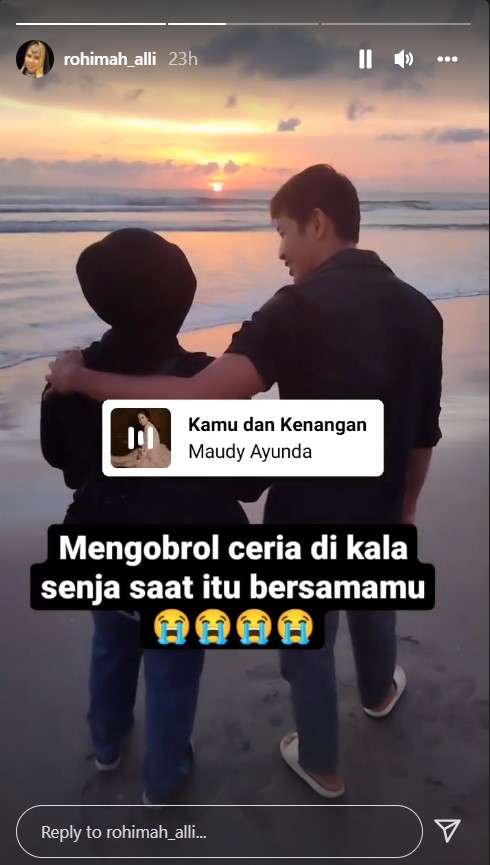 Rohimah dan mantan kekasihnya Romi Harlley