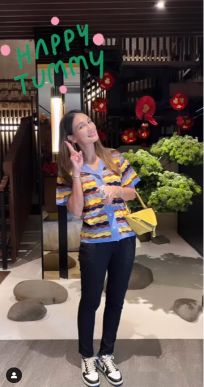 Instagram @fashion.lunamaya