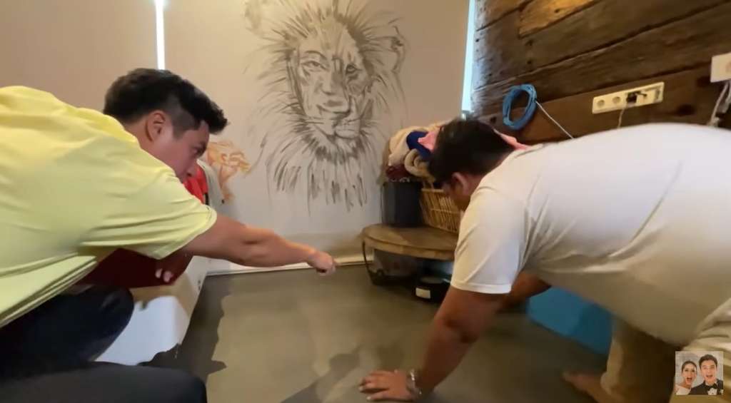 Baim Wong temukan ular di Kamar Kenzo