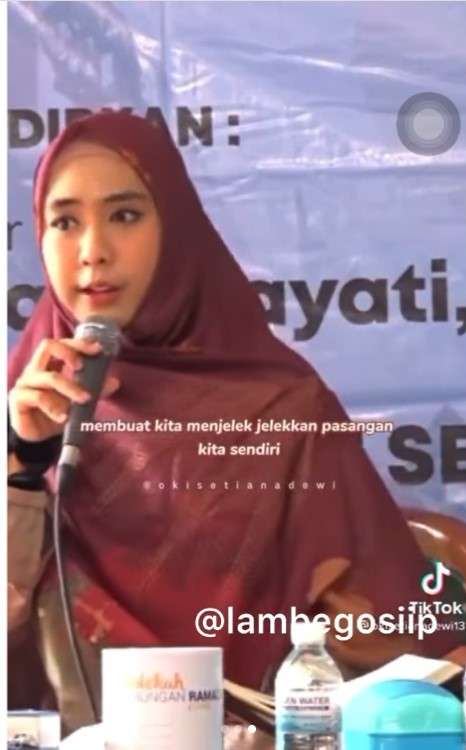 Ceramah Oki Setiana Dewi