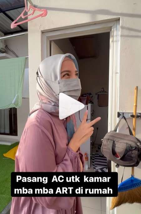 Penampakan depan kamar ART Tya Ariestya