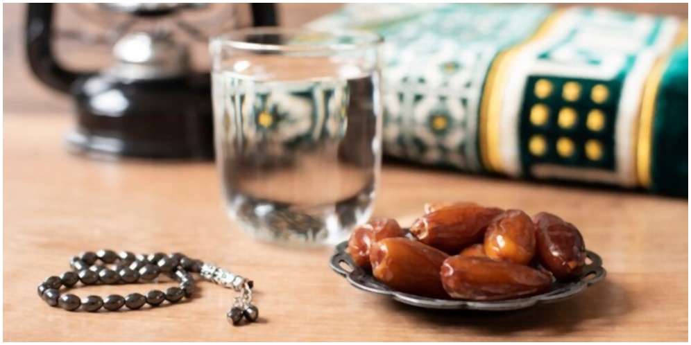 Manfaat Minum Air Zamzam