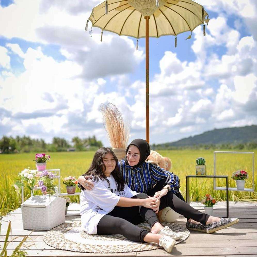 Erin dan Lova