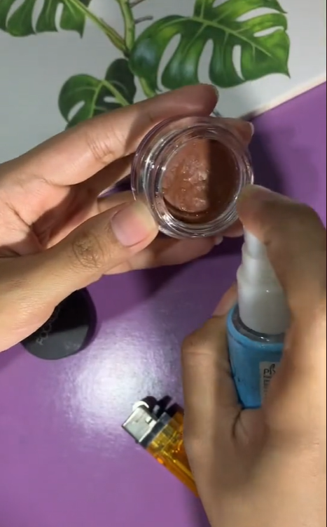 Menggunakan Setting Spray