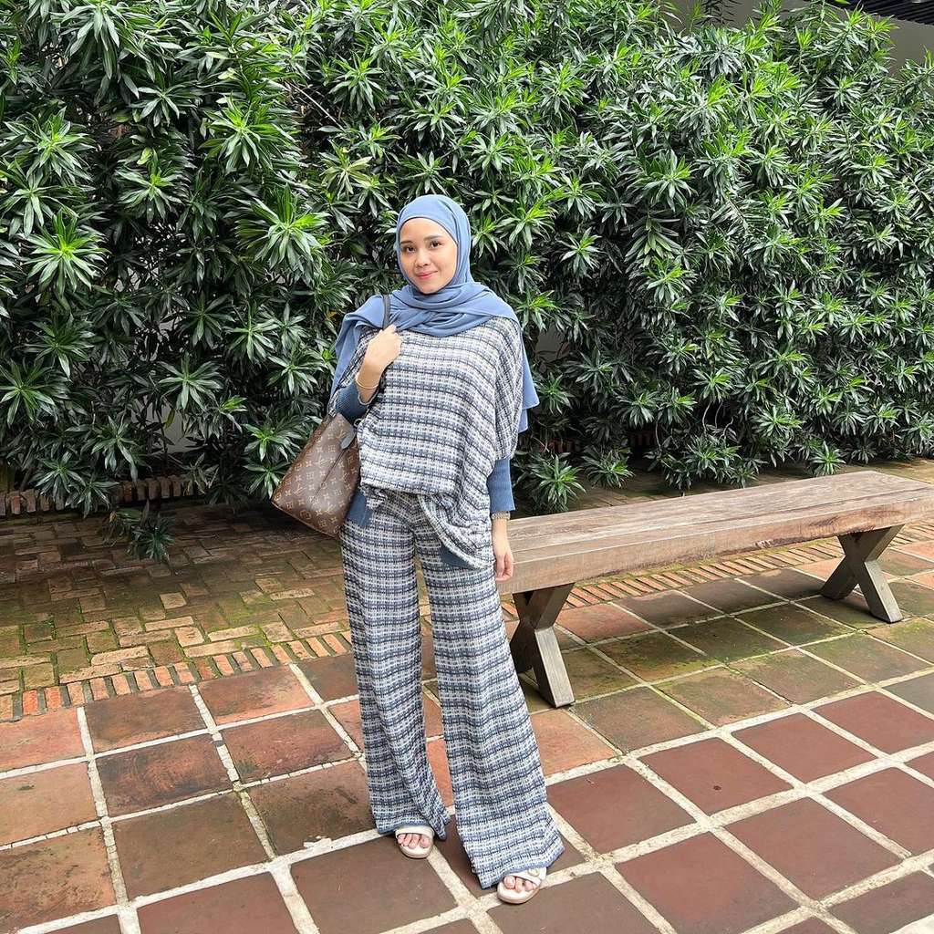 Penampilan Fati istri Babe Cabita
