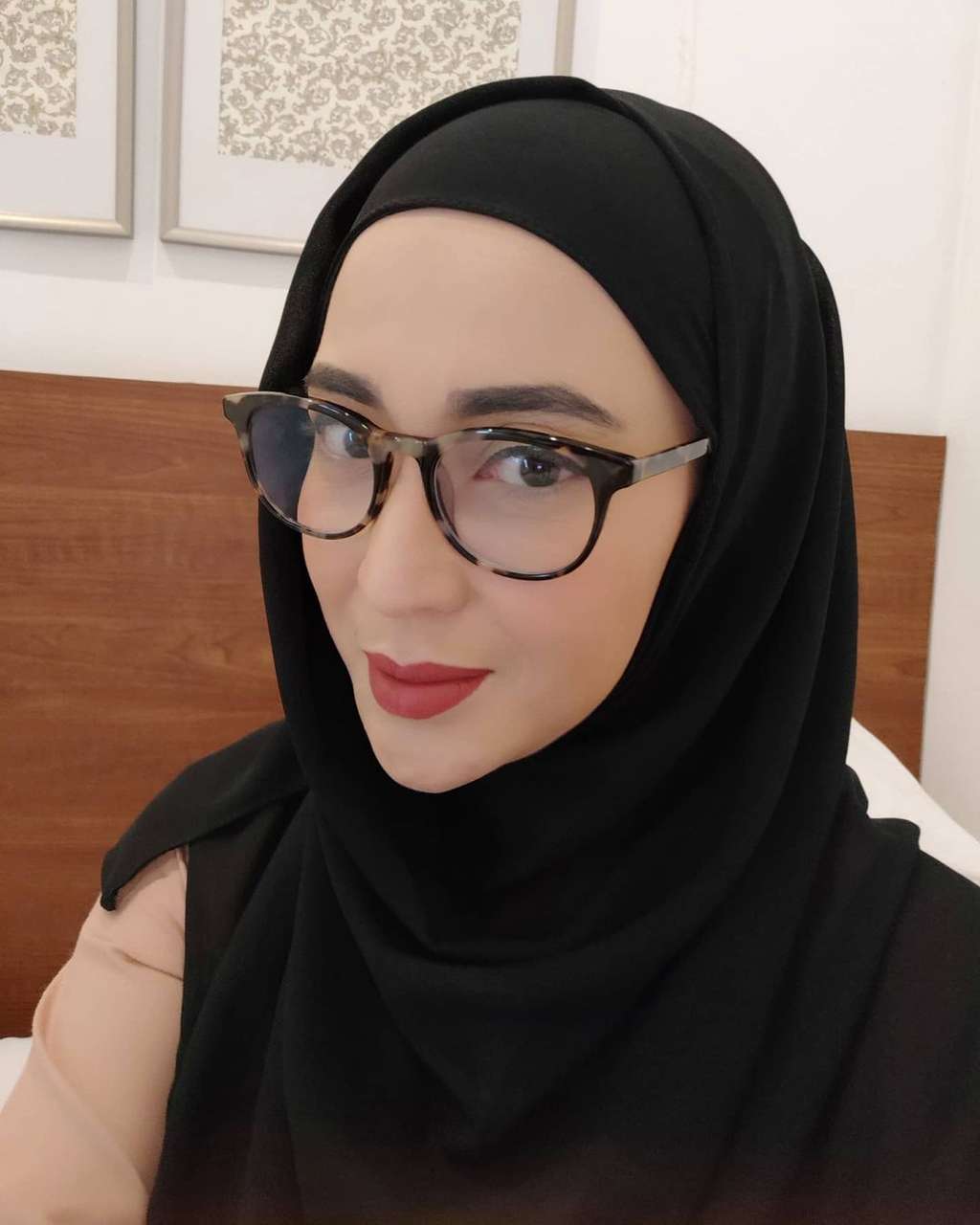 Devi Permatasari Pemeran Saras 008