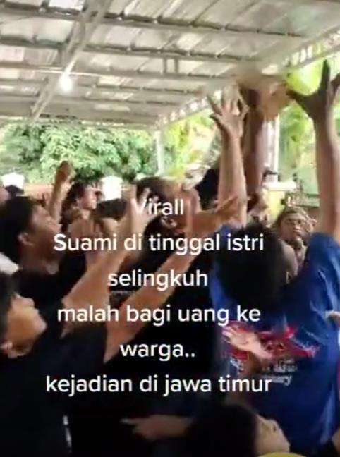 Pria hamburkan uang karena ditinggal selingkuh istri.