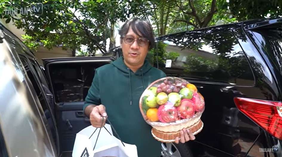 Andre Taulany jenguk Tukul Arwana