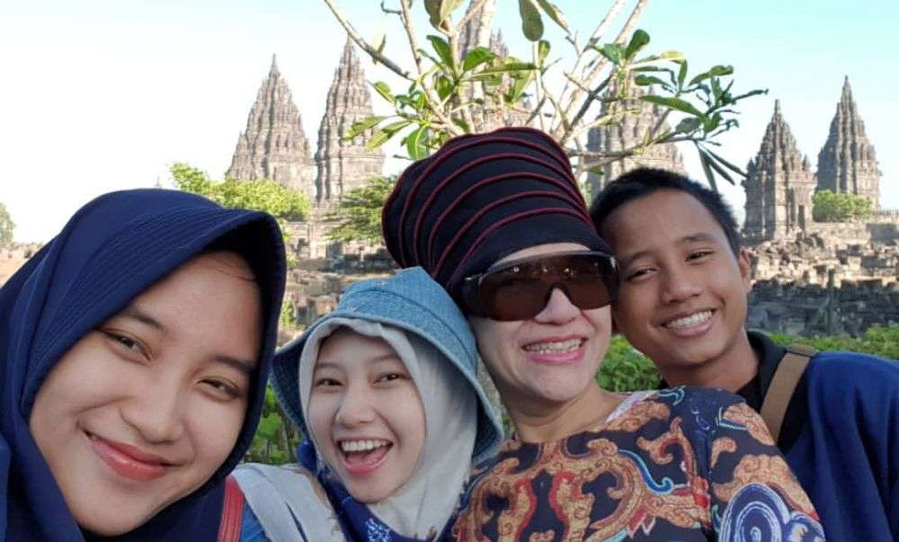 Dorce dan keluarganya