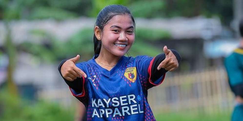 Novi Amelia pesepakbola wanita Novi Amelia pesepakbola wanita