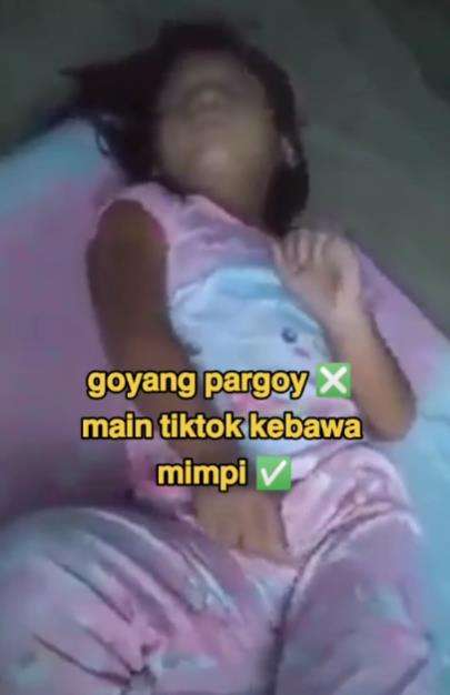 Main TikTok kebawa dalam mimpi, auto goyang pargoy.