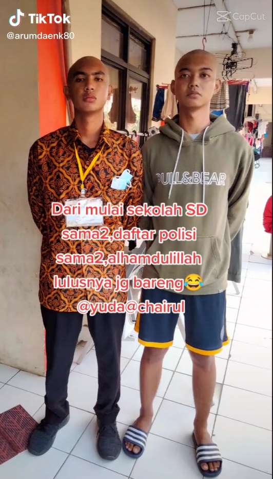 Dua Sahabat dari Kecil Jadi Polisi Bareng