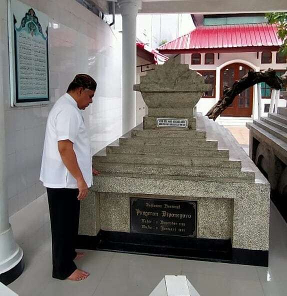 Haddad Alwi Haddad Alwi