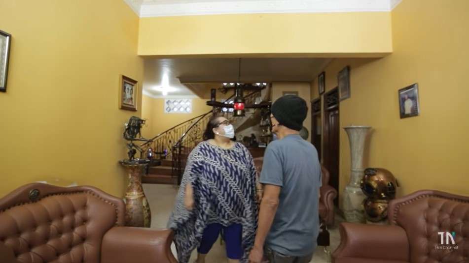 Bagian Dalam Rumah Tessy