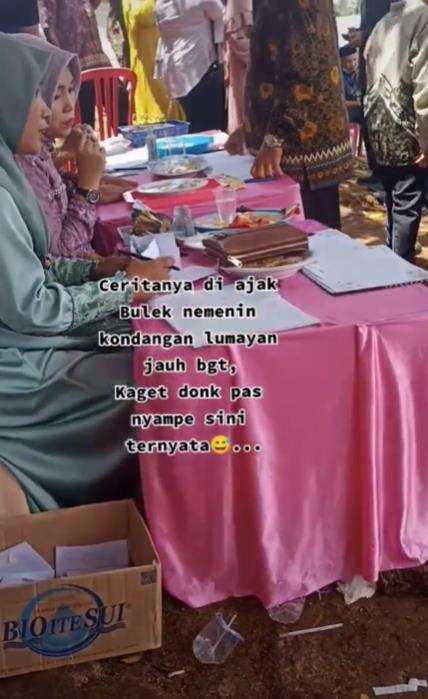Kaget dengan adat memberi angpao pernikahan.