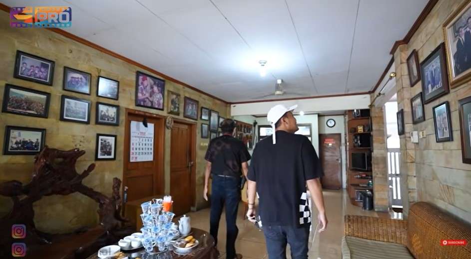 Ruang Tamu rumah Tarzan