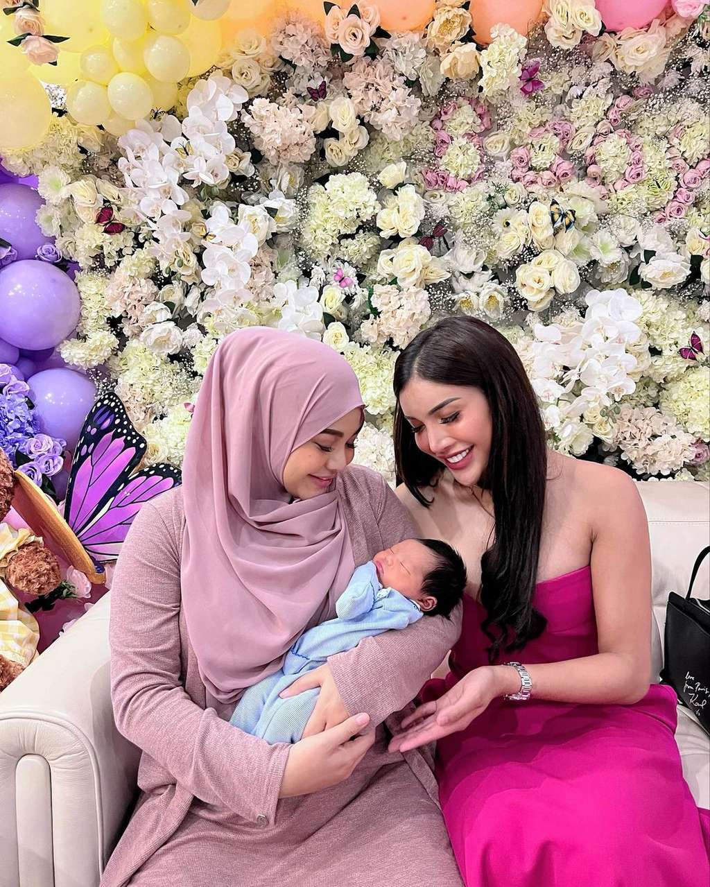 Millen bertemu baby Ameera