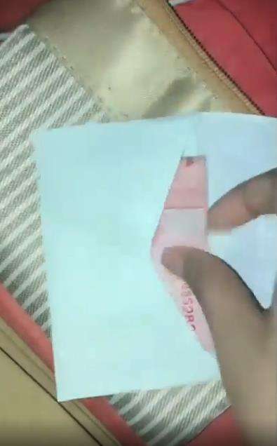 Miris lihat gaji pertama guru yang cuma Rp200 ribu.