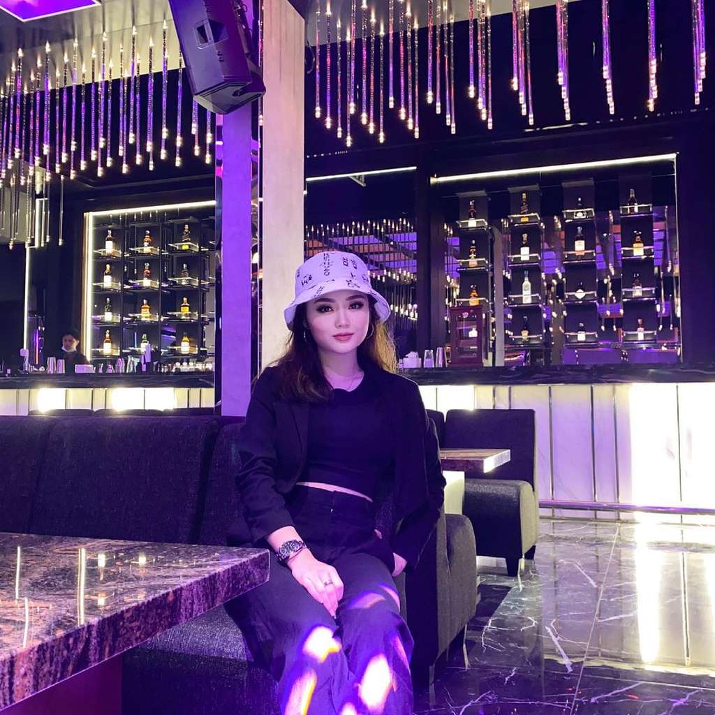 Tunangan Indra Kenz, Vanessa Khong