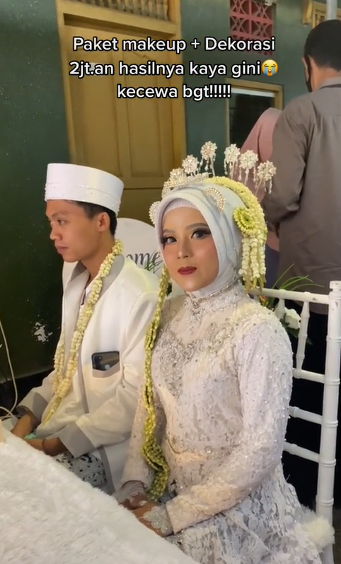 Paket Dekorasi dan Makeup Acara Pernikahan Bikin Pengantin Kecewa Paket Dekorasi dan Makeup Acara Pernikahan Bikin Pengantin Kecewa