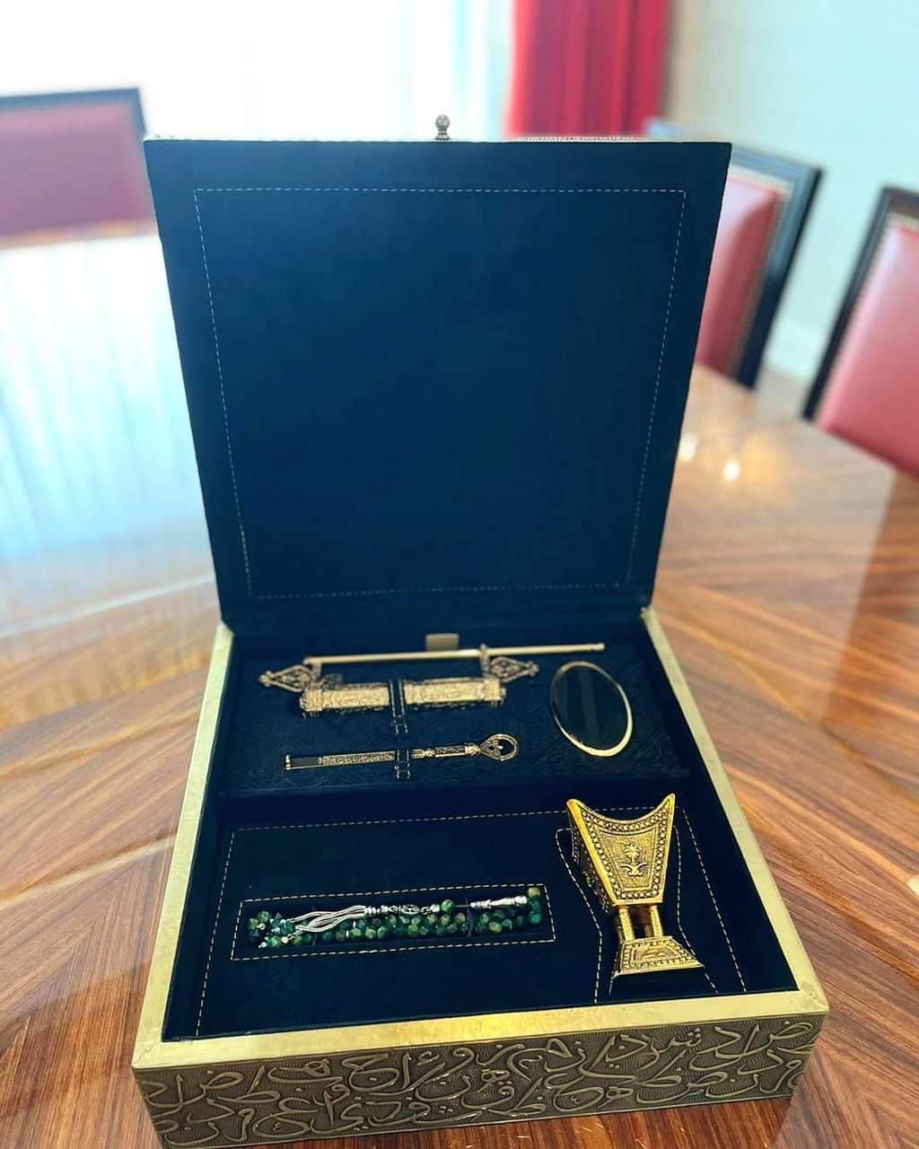 Hadiah Kiswah dari Pangeran Mohammed Bin Salman