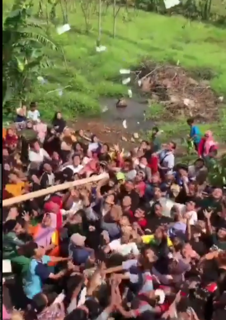 Hujan uang di Pekalongan
