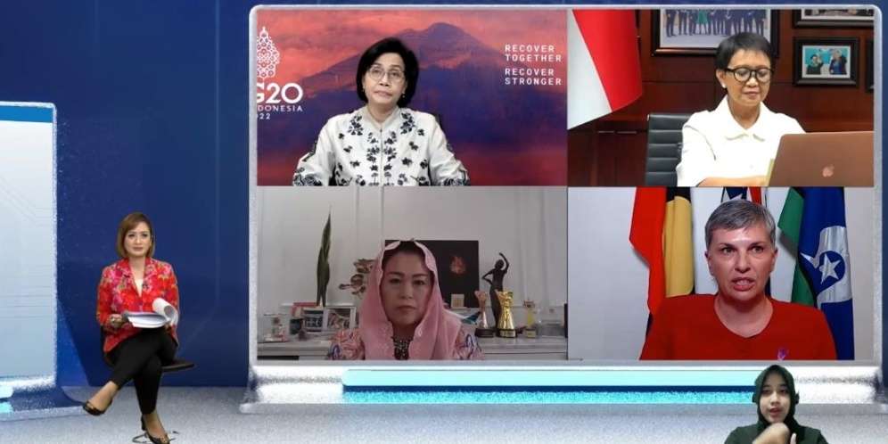 Menkeu di Webinar