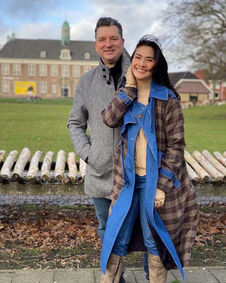 Maudy dan Erik