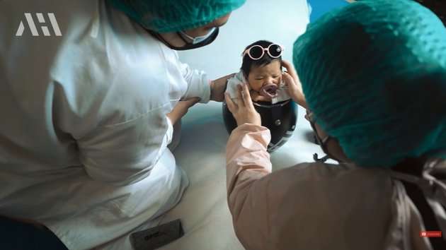 Pemotretan baby Ameena putri Aurel dan Atta Halilintar