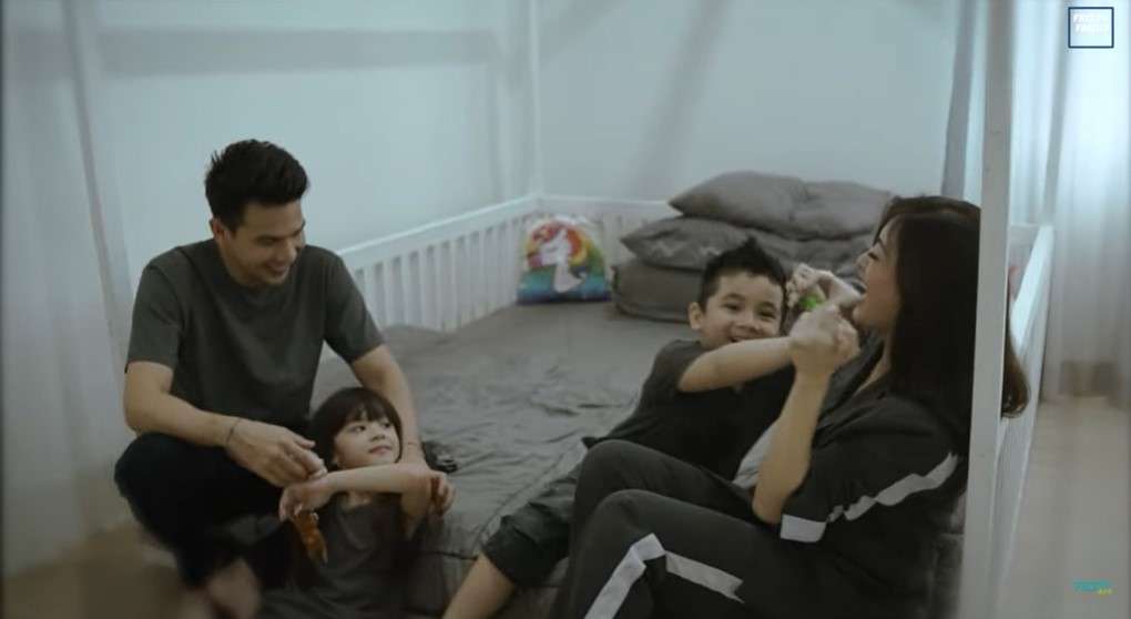 Kamar Anak Jonathan Frizzy