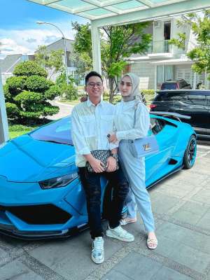 Doni Salmanan dan Dinan Fajrina Doni Salmanan dan Dinan Fajrina